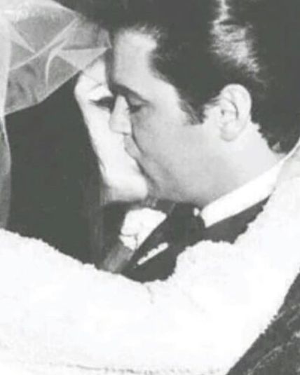 Priscilla Presley and Elvis welcomed one daughter. 